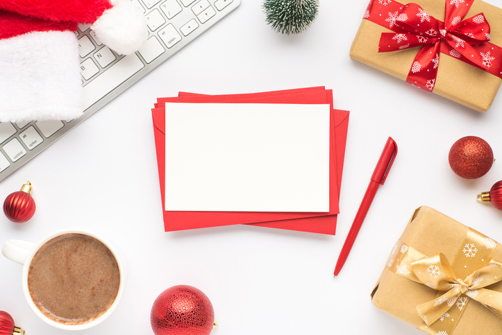 The Dos and Don’ts of Creating a Holiday Card for Your Business