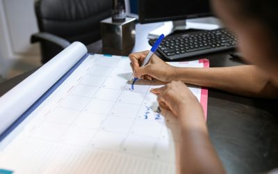 Creating a Unique Business Calendar: Stand Out in the New Year 
